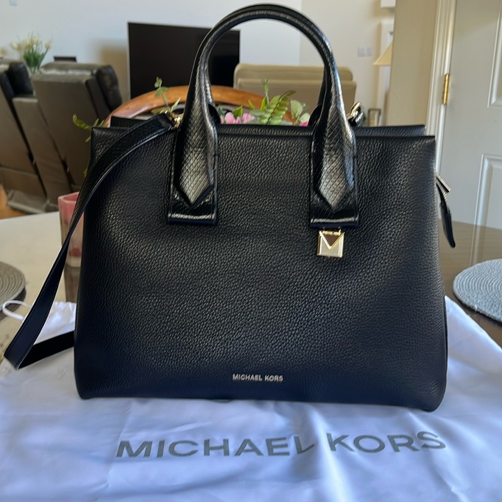 Michael Kors Rollins, NWT